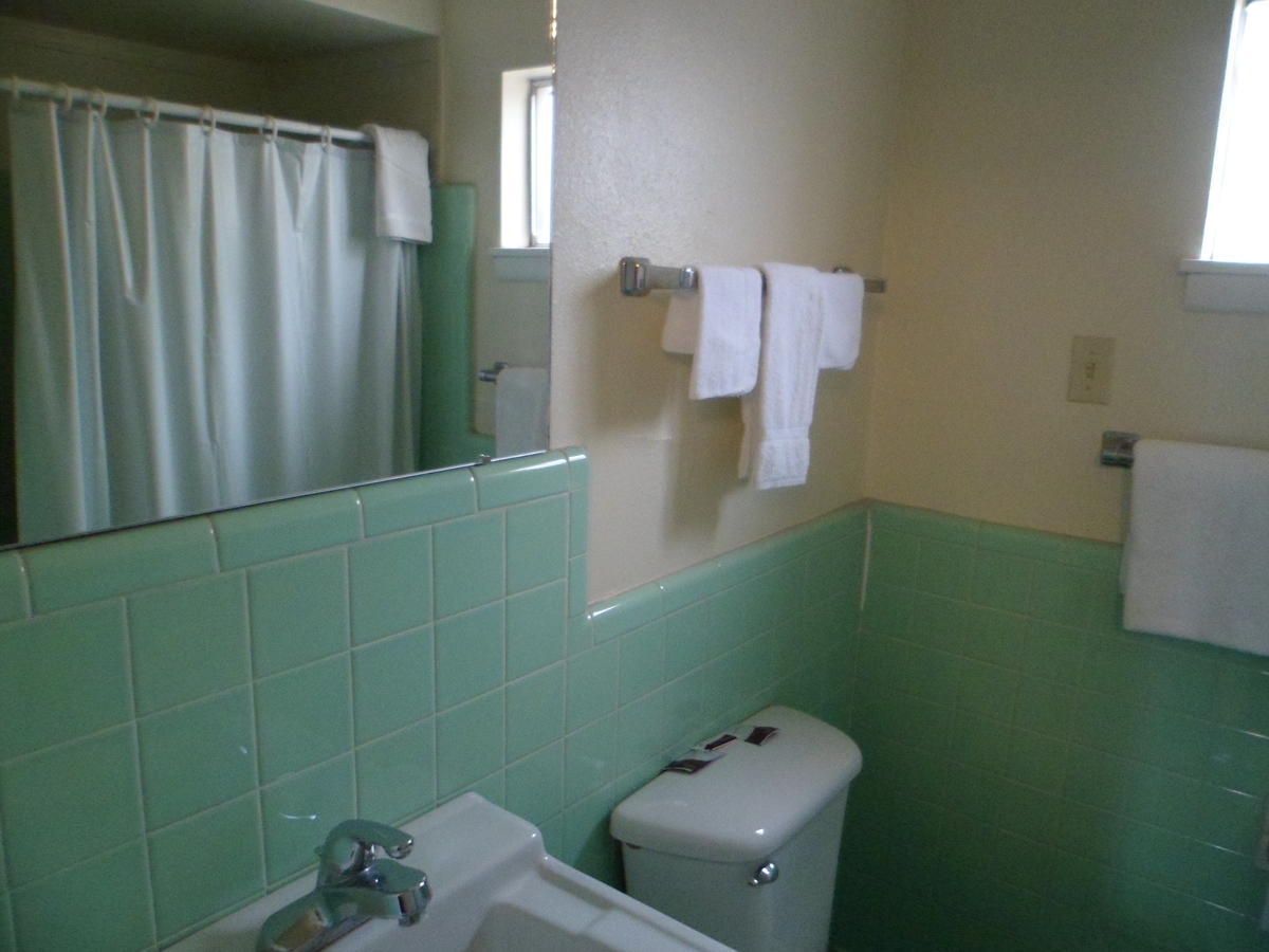 Belmont Motel Roswell Room photo